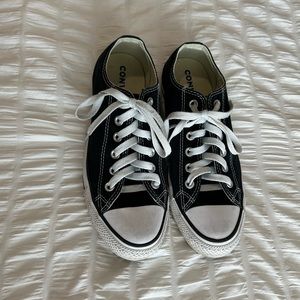Black converse
